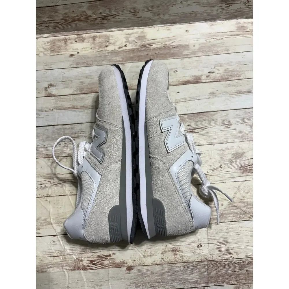 New Balance 574 Sneakers Women's Size 7 White Gray Shoes New